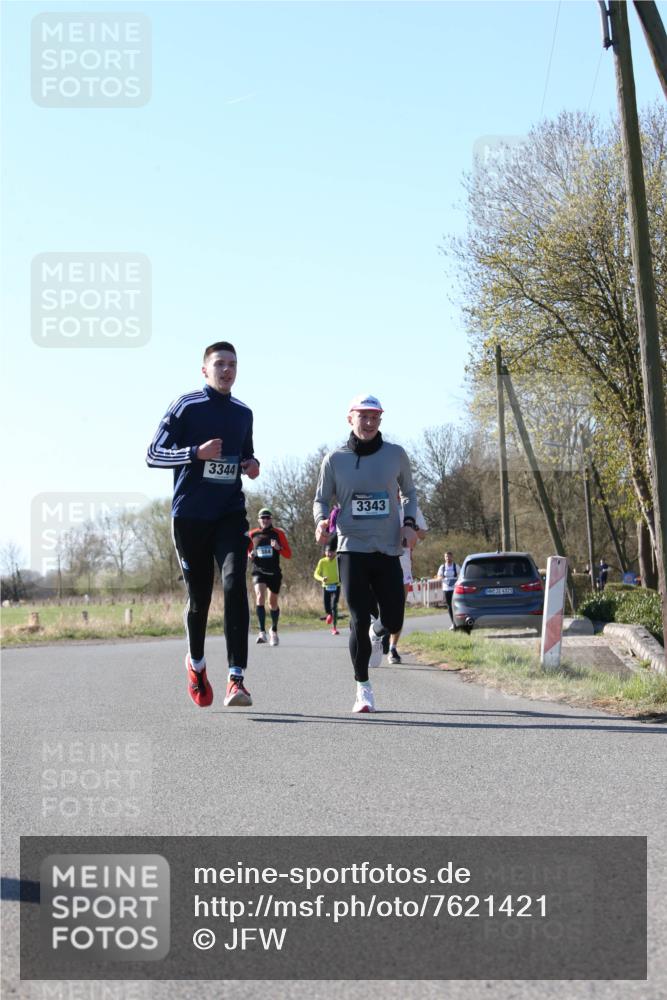 06.04.2025 - 44. Internationalen Wilhelmsburger Insellauf Jannik Wohlers http://msf.ph/oto/7621421 06.04.2025 10:12:41 Laufen 3344, 884, 3343, 404, 31, 4323 meine-sportfotos.de