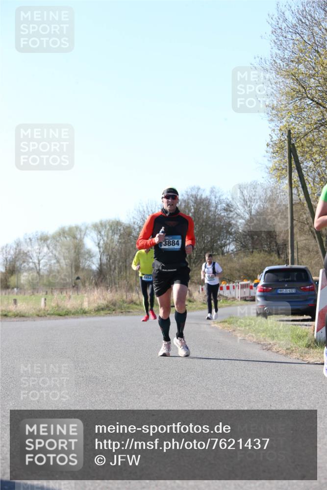 06.04.2025 - 44. Internationalen Wilhelmsburger Insellauf Jannik Wohlers http://msf.ph/oto/7621437 06.04.2025 10:12:45 Laufen 4454, 3884, 31, 4321 meine-sportfotos.de