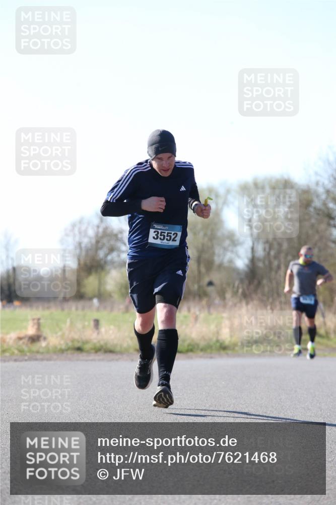 06.04.2025 - 44. Internationalen Wilhelmsburger Insellauf Jannik Wohlers http://msf.ph/oto/7621468 06.04.2025 10:13:00 Laufen 3552 meine-sportfotos.de