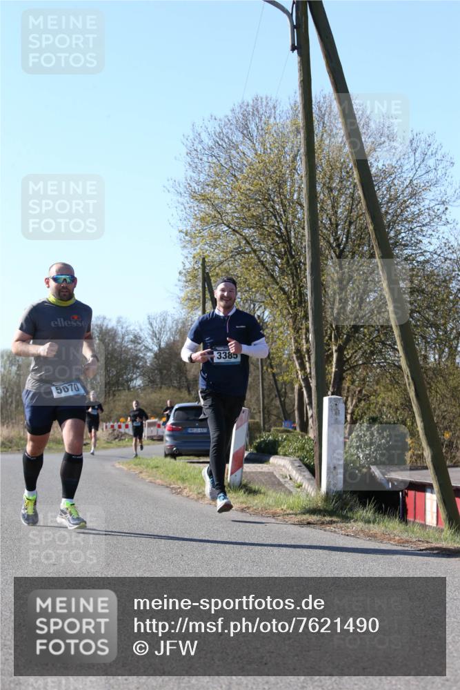 06.04.2025 - 44. Internationalen Wilhelmsburger Insellauf Jannik Wohlers http://msf.ph/oto/7621490 06.04.2025 10:13:09 Laufen 5070, 31, 4323, 3385 meine-sportfotos.de