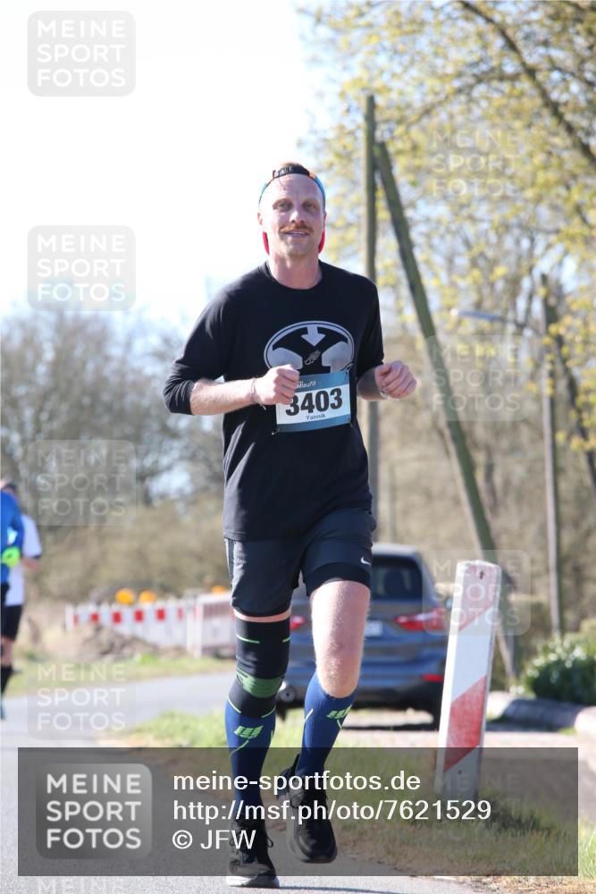 06.04.2025 - 44. Internationalen Wilhelmsburger Insellauf Jannik Wohlers http://msf.ph/oto/7621529 06.04.2025 10:13:25 Laufen 3403 meine-sportfotos.de