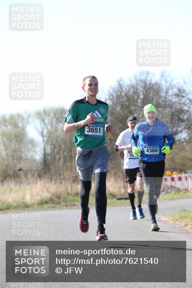 06.04.2025 - 44. Internationalen Wilhelmsburger Insellauf Jannik Wohlers http://msf.ph/oto/7621540 06.04.2025 10:13:28 Laufen 3651, 4360 meine-sportfotos.de