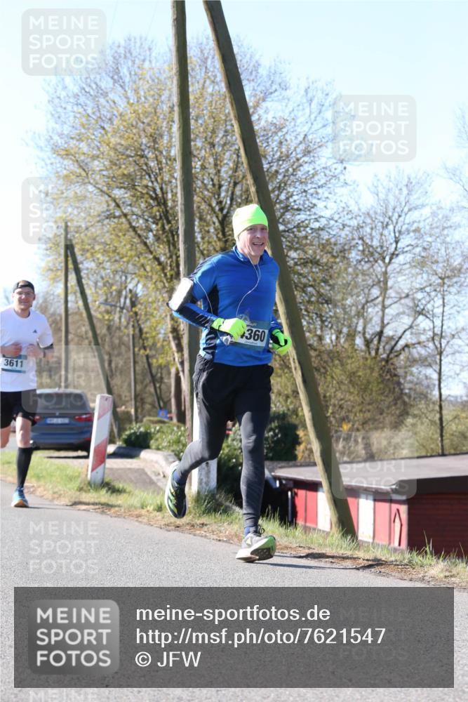 06.04.2025 - 44. Internationalen Wilhelmsburger Insellauf Jannik Wohlers http://msf.ph/oto/7621547 06.04.2025 10:13:31 Laufen 3611, 360 meine-sportfotos.de