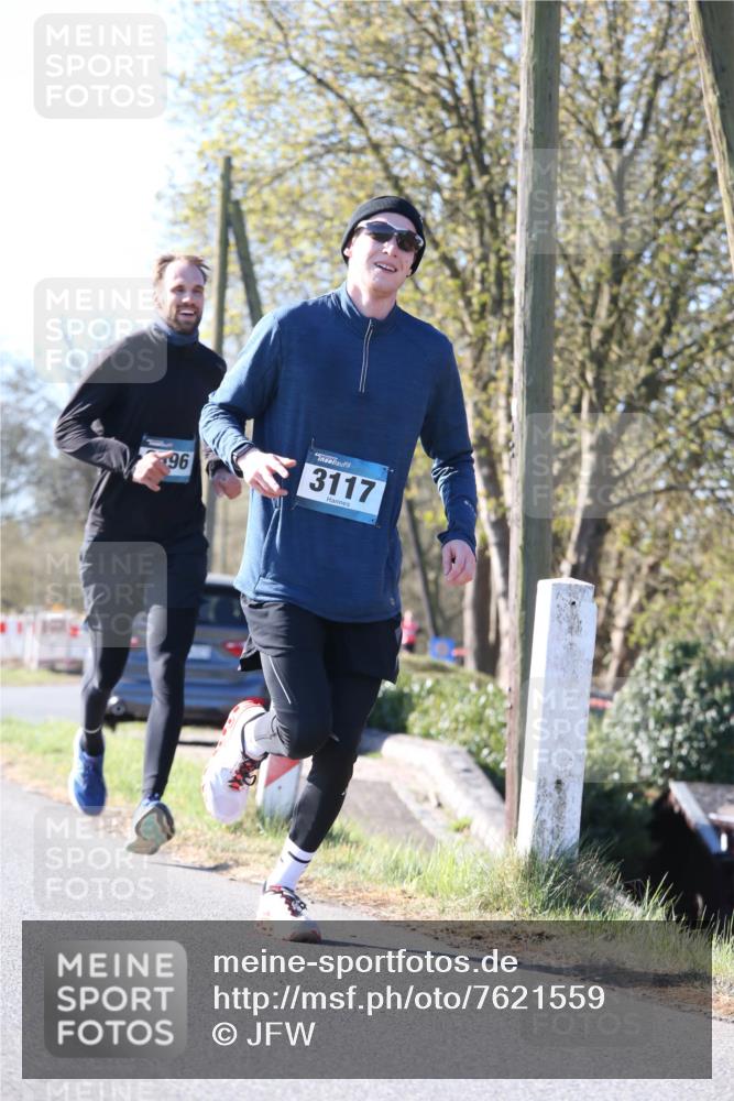 06.04.2025 - 44. Internationalen Wilhelmsburger Insellauf Jannik Wohlers http://msf.ph/oto/7621559 06.04.2025 10:13:48 Laufen 96, 3117 meine-sportfotos.de