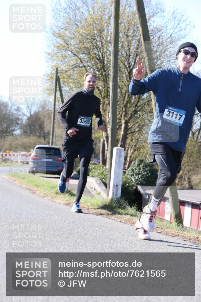 06.04.2025 - 44. Internationalen Wilhelmsburger Insellauf Jannik Wohlers http://msf.ph/oto/7621565 06.04.2025 10:13:49 Laufen 3596, 3117 meine-sportfotos.de