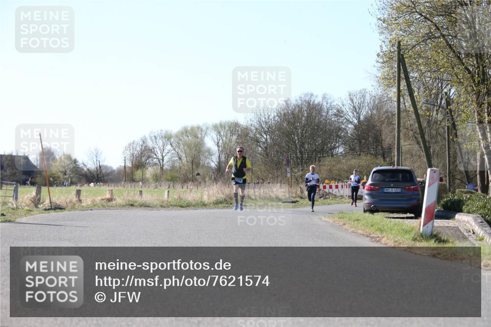 06.04.2025 - 44. Internationalen Wilhelmsburger Insellauf Jannik Wohlers http://msf.ph/oto/7621574 06.04.2025 10:14:01 Laufen 206, 4321 meine-sportfotos.de