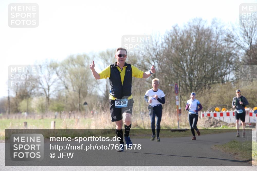 06.04.2025 - 44. Internationalen Wilhelmsburger Insellauf Jannik Wohlers http://msf.ph/oto/7621578 06.04.2025 10:14:05 Laufen 2023, 5206 meine-sportfotos.de