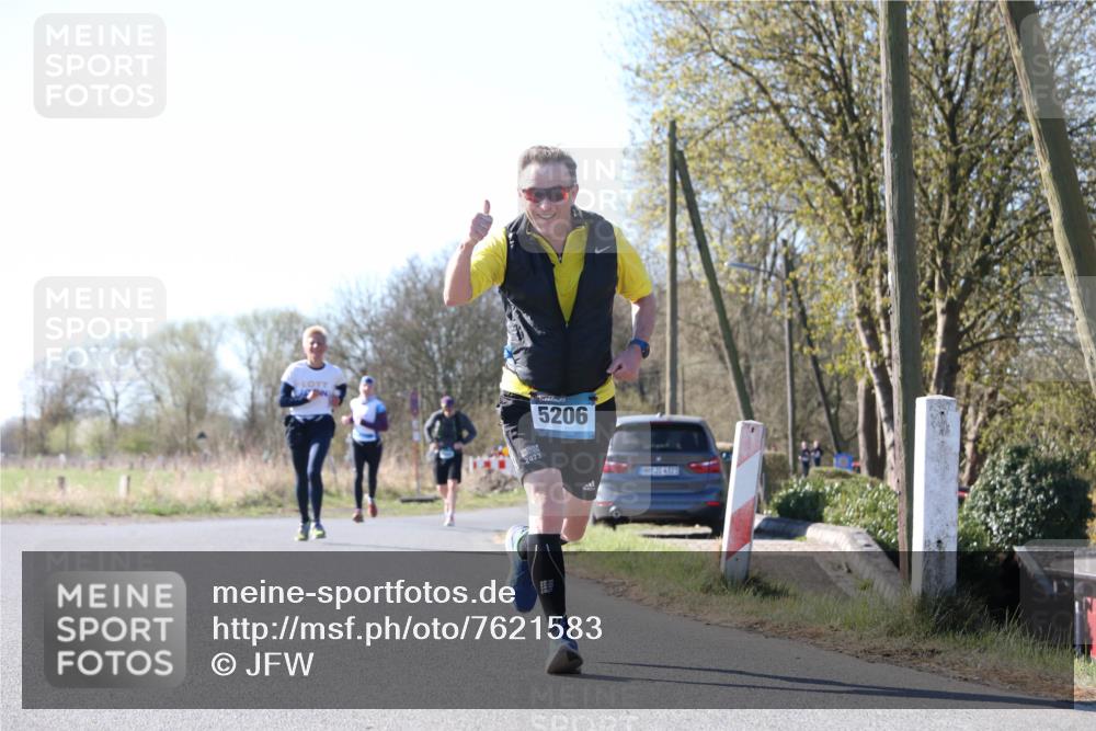 06.04.2025 - 44. Internationalen Wilhelmsburger Insellauf Jannik Wohlers http://msf.ph/oto/7621583 06.04.2025 10:14:08 Laufen 2023, 5206, 438, 31, 6223 meine-sportfotos.de