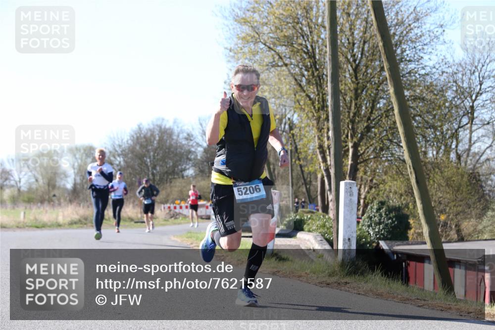 06.04.2025 - 44. Internationalen Wilhelmsburger Insellauf Jannik Wohlers http://msf.ph/oto/7621587 06.04.2025 10:14:08 Laufen 2023, 5206 meine-sportfotos.de