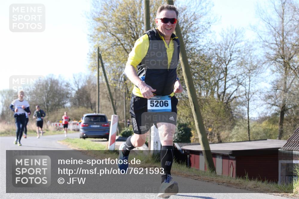 06.04.2025 - 44. Internationalen Wilhelmsburger Insellauf Jannik Wohlers http://msf.ph/oto/7621593 06.04.2025 10:14:09 Laufen 2023, 5206 meine-sportfotos.de