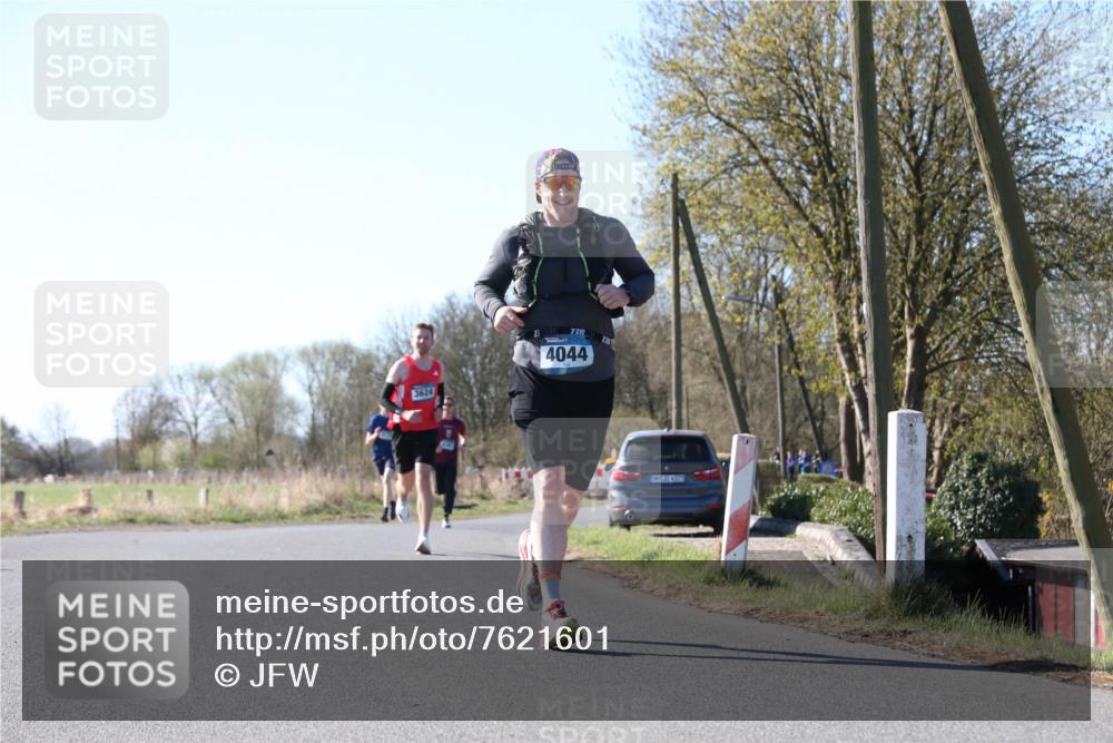 06.04.2025 - 44. Internationalen Wilhelmsburger Insellauf Jannik Wohlers http://msf.ph/oto/7621601 06.04.2025 10:14:18 Laufen 3624, 4044, 14731, 4323 meine-sportfotos.de