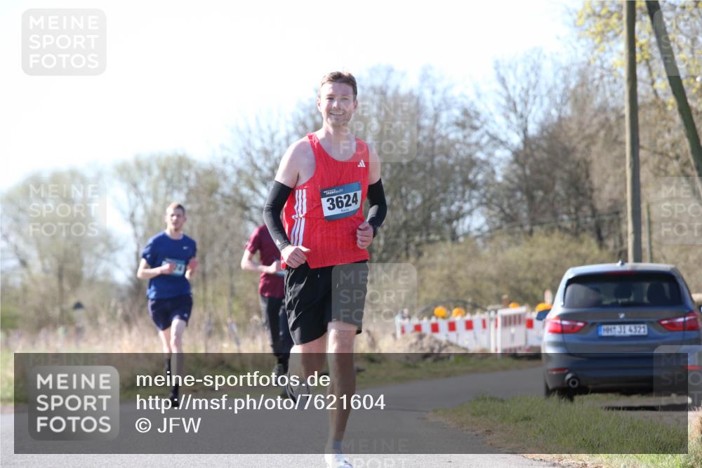 06.04.2025 - 44. Internationalen Wilhelmsburger Insellauf Jannik Wohlers http://msf.ph/oto/7621604 06.04.2025 10:14:19 Laufen 3624, 31, 4321 meine-sportfotos.de