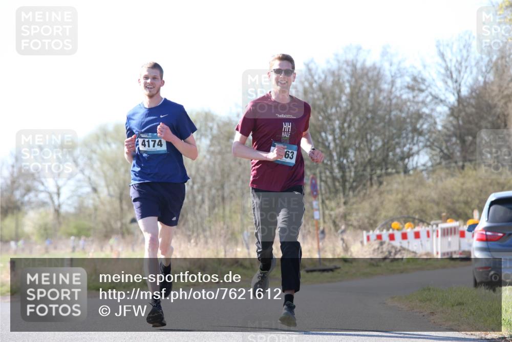 06.04.2025 - 44. Internationalen Wilhelmsburger Insellauf Jannik Wohlers http://msf.ph/oto/7621612 06.04.2025 10:14:23 Laufen 4174, 63 meine-sportfotos.de