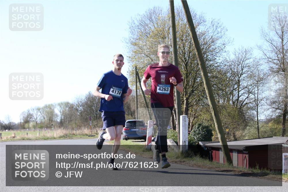 06.04.2025 - 44. Internationalen Wilhelmsburger Insellauf Jannik Wohlers http://msf.ph/oto/7621625 06.04.2025 10:14:26 Laufen 4174, 4263 meine-sportfotos.de