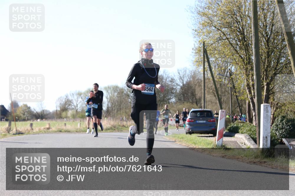 06.04.2025 - 44. Internationalen Wilhelmsburger Insellauf Jannik Wohlers http://msf.ph/oto/7621643 06.04.2025 10:14:43 Laufen 4443, 3562, 31, 4323 meine-sportfotos.de