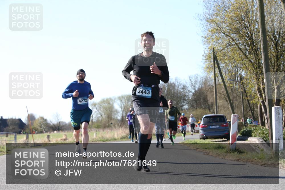 06.04.2025 - 44. Internationalen Wilhelmsburger Insellauf Jannik Wohlers http://msf.ph/oto/7621649 06.04.2025 10:14:47 Laufen 4272, 3443, 3, 51, 4347, 1428, 31, 4323 meine-sportfotos.de