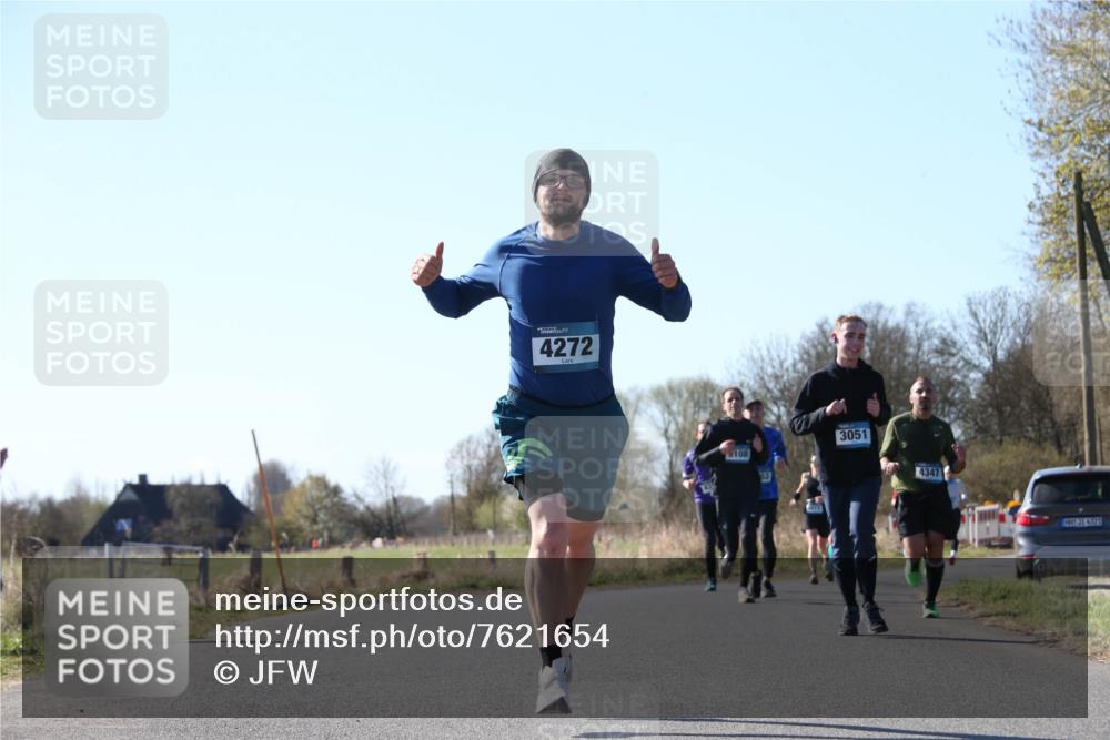 06.04.2025 - 44. Internationalen Wilhelmsburger Insellauf Jannik Wohlers http://msf.ph/oto/7621654 06.04.2025 10:14:48 Laufen 4272, 5108, 3051, 4347, 31, 4323 meine-sportfotos.de
