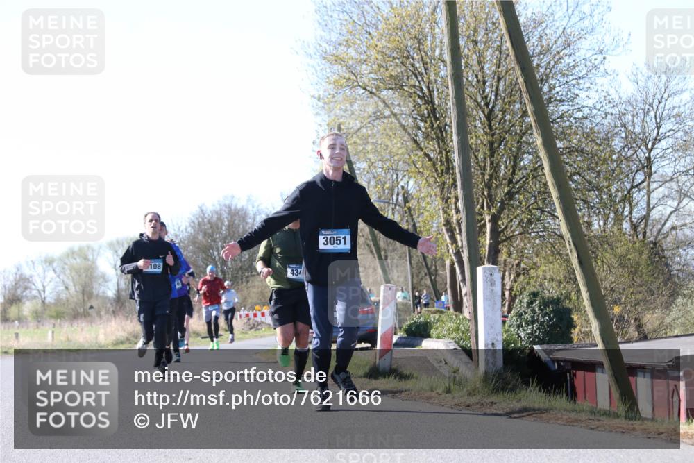 06.04.2025 - 44. Internationalen Wilhelmsburger Insellauf Jannik Wohlers http://msf.ph/oto/7621666 06.04.2025 10:14:51 Laufen 108, 43, 3051 meine-sportfotos.de