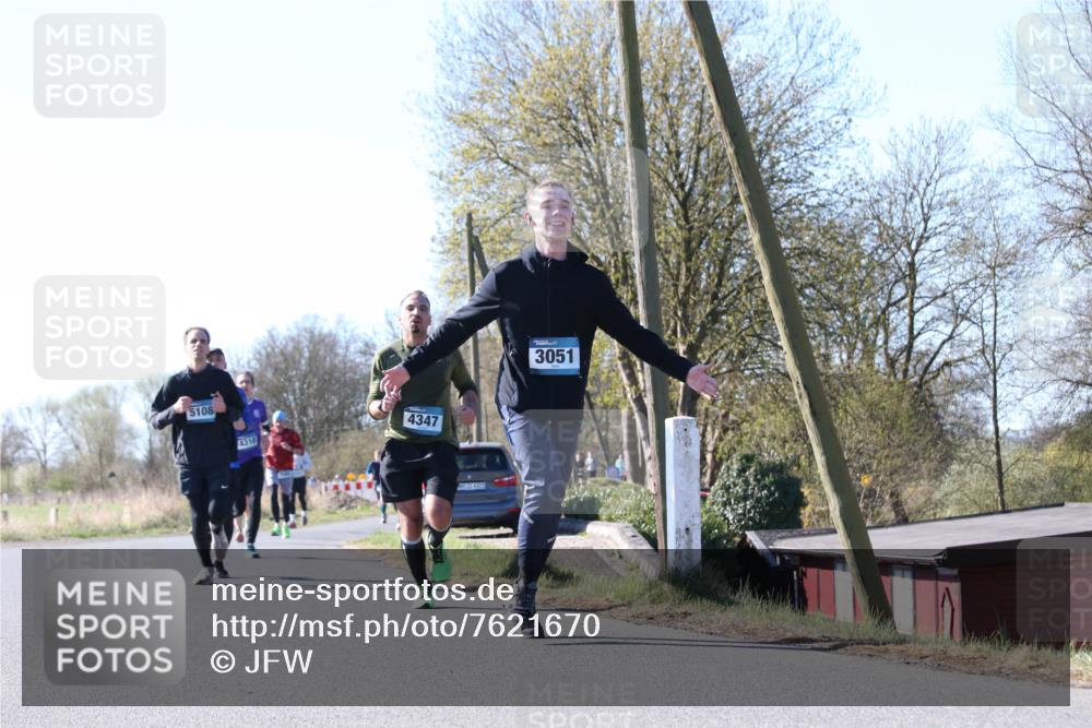 06.04.2025 - 44. Internationalen Wilhelmsburger Insellauf Jannik Wohlers http://msf.ph/oto/7621670 06.04.2025 10:14:51 Laufen 5108, 4310, 4347, 3051 meine-sportfotos.de