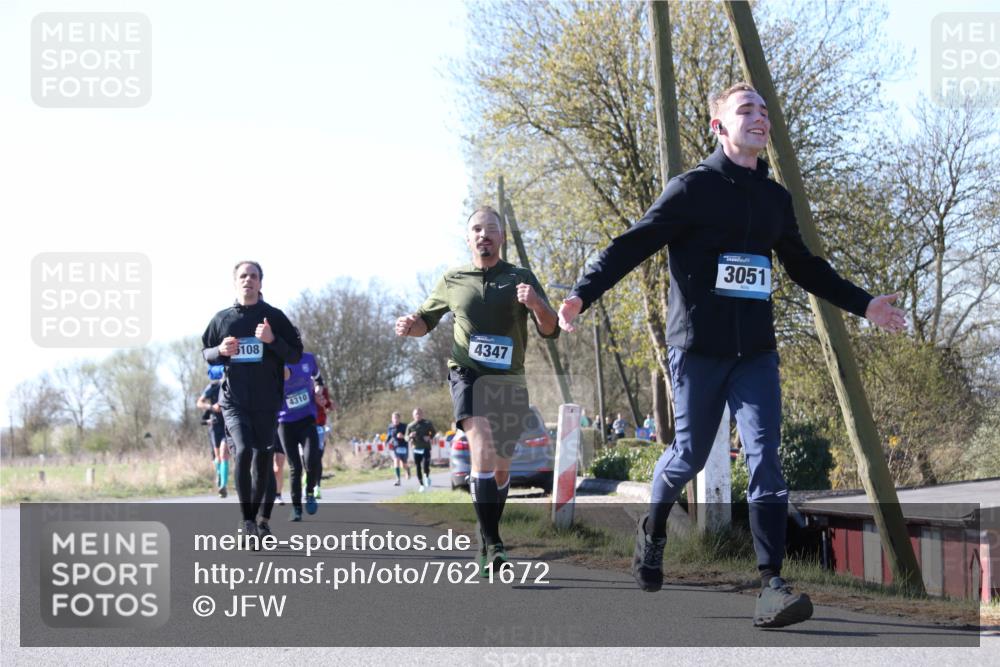 06.04.2025 - 44. Internationalen Wilhelmsburger Insellauf Jannik Wohlers http://msf.ph/oto/7621672 06.04.2025 10:14:51 Laufen 5108, 4310, 4347, 3051 meine-sportfotos.de