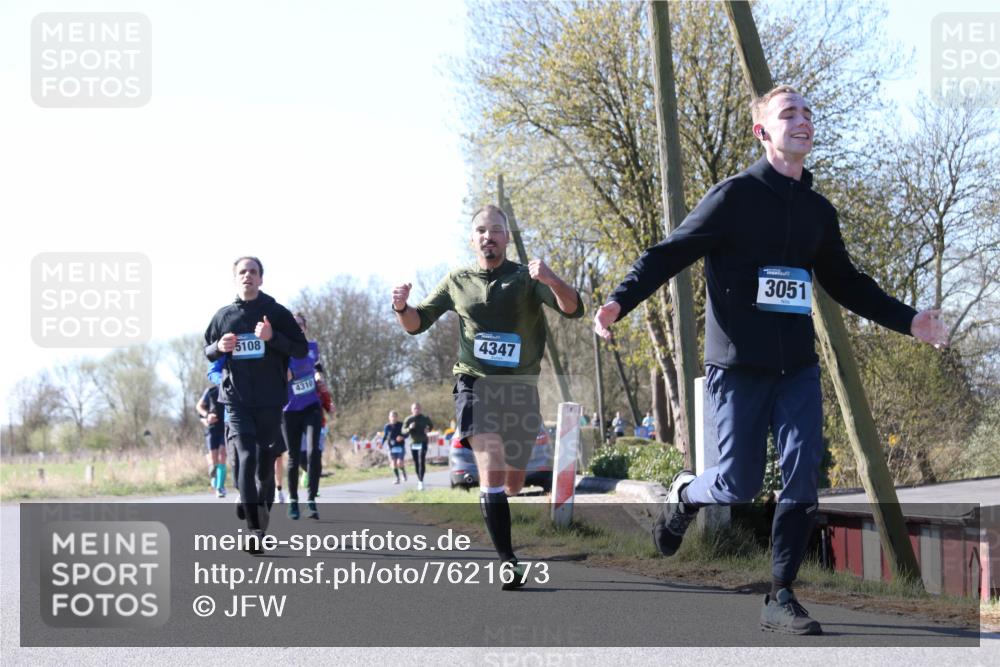 06.04.2025 - 44. Internationalen Wilhelmsburger Insellauf Jannik Wohlers http://msf.ph/oto/7621673 06.04.2025 10:14:52 Laufen 5108, 4310, 4347, 3051 meine-sportfotos.de