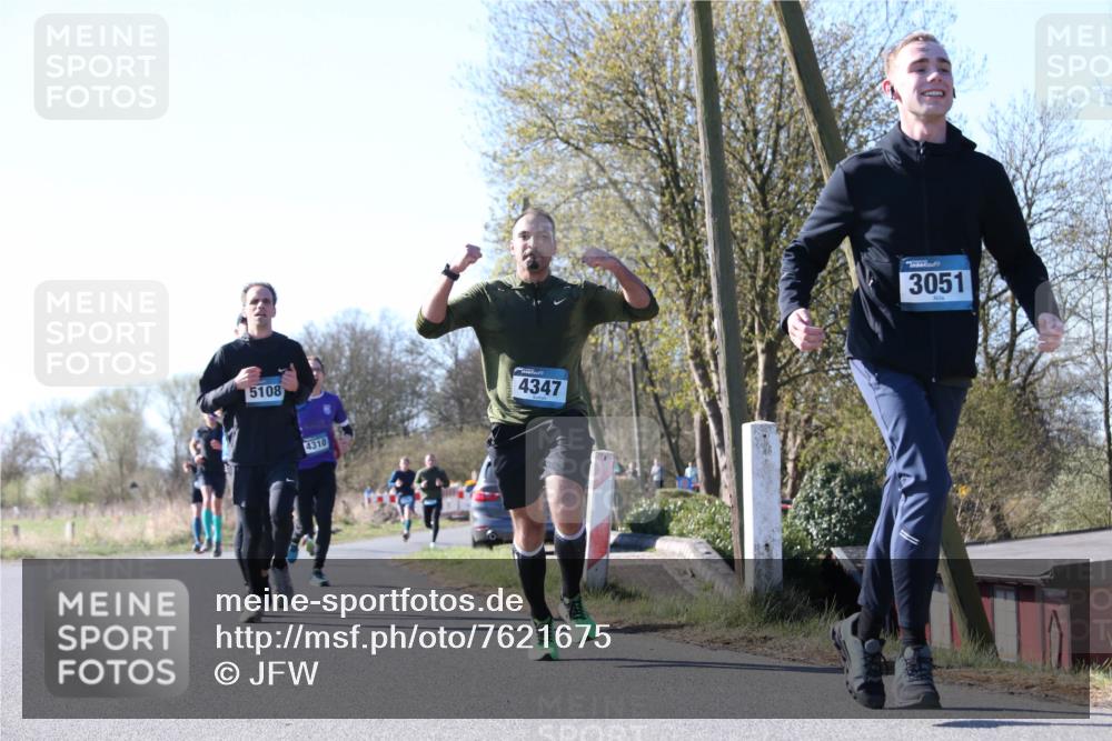 06.04.2025 - 44. Internationalen Wilhelmsburger Insellauf Jannik Wohlers http://msf.ph/oto/7621675 06.04.2025 10:14:52 Laufen 5108, 4310, 4347, 3051 meine-sportfotos.de