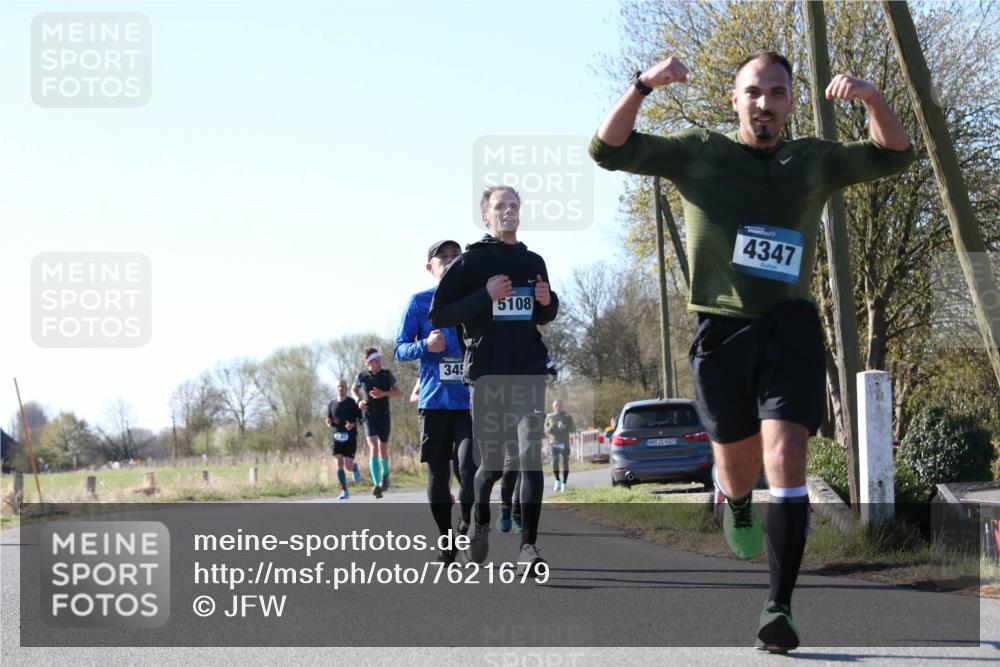 06.04.2025 - 44. Internationalen Wilhelmsburger Insellauf Jannik Wohlers http://msf.ph/oto/7621679 06.04.2025 10:14:53 Laufen 345, 5108, 31, 4323, 4347 meine-sportfotos.de
