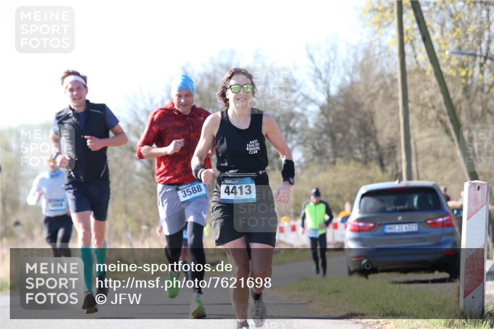 06.04.2025 - 44. Internationalen Wilhelmsburger Insellauf Jannik Wohlers http://msf.ph/oto/7621698 06.04.2025 10:14:56 Laufen 3588, 4413 meine-sportfotos.de