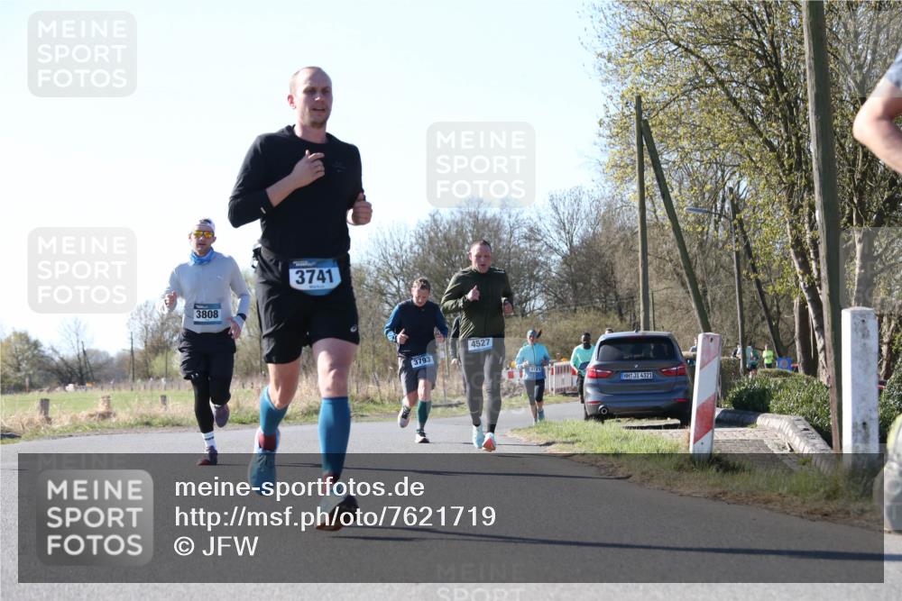 06.04.2025 - 44. Internationalen Wilhelmsburger Insellauf Jannik Wohlers http://msf.ph/oto/7621719 06.04.2025 10:15:00 Laufen 3808, 3741, 3793, 4527, 3721, 4321 meine-sportfotos.de