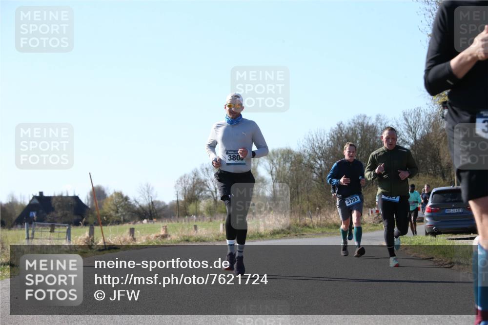 06.04.2025 - 44. Internationalen Wilhelmsburger Insellauf Jannik Wohlers http://msf.ph/oto/7621724 06.04.2025 10:15:01 Laufen 380, 3793, 57, 3 meine-sportfotos.de