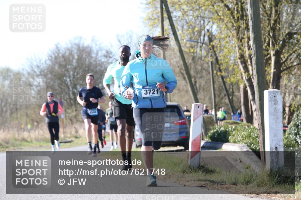 06.04.2025 - 44. Internationalen Wilhelmsburger Insellauf Jannik Wohlers http://msf.ph/oto/7621748 06.04.2025 10:15:08 Laufen 4546, 3721 meine-sportfotos.de