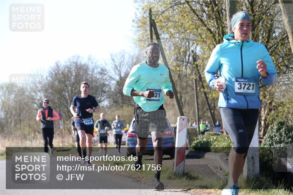 06.04.2025 - 44. Internationalen Wilhelmsburger Insellauf Jannik Wohlers http://msf.ph/oto/7621756 06.04.2025 10:15:09 Laufen 4546, 821, 3721 meine-sportfotos.de