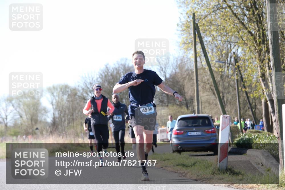 06.04.2025 - 44. Internationalen Wilhelmsburger Insellauf Jannik Wohlers http://msf.ph/oto/7621767 06.04.2025 10:15:12 Laufen 4135, 4546, 31, 4323 meine-sportfotos.de