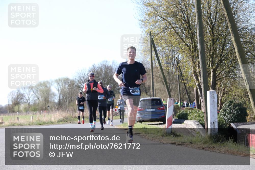 06.04.2025 - 44. Internationalen Wilhelmsburger Insellauf Jannik Wohlers http://msf.ph/oto/7621772 06.04.2025 10:15:12 Laufen 413, 5102, 4546, 31, 4321 meine-sportfotos.de
