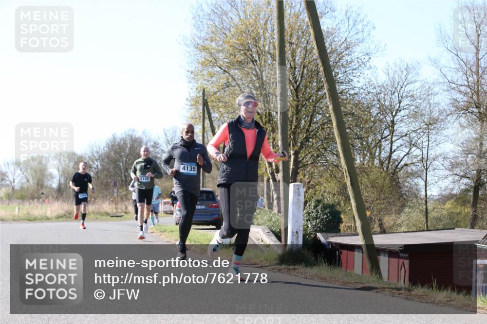 06.04.2025 - 44. Internationalen Wilhelmsburger Insellauf Jannik Wohlers http://msf.ph/oto/7621778 06.04.2025 10:15:15 Laufen 5102, 4135 meine-sportfotos.de