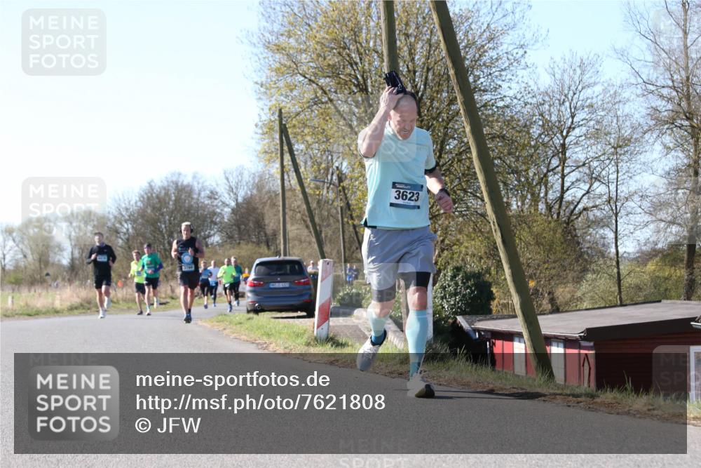 06.04.2025 - 44. Internationalen Wilhelmsburger Insellauf Jannik Wohlers http://msf.ph/oto/7621808 06.04.2025 10:15:24 Laufen 3760, 142831, 4323, 3623 meine-sportfotos.de