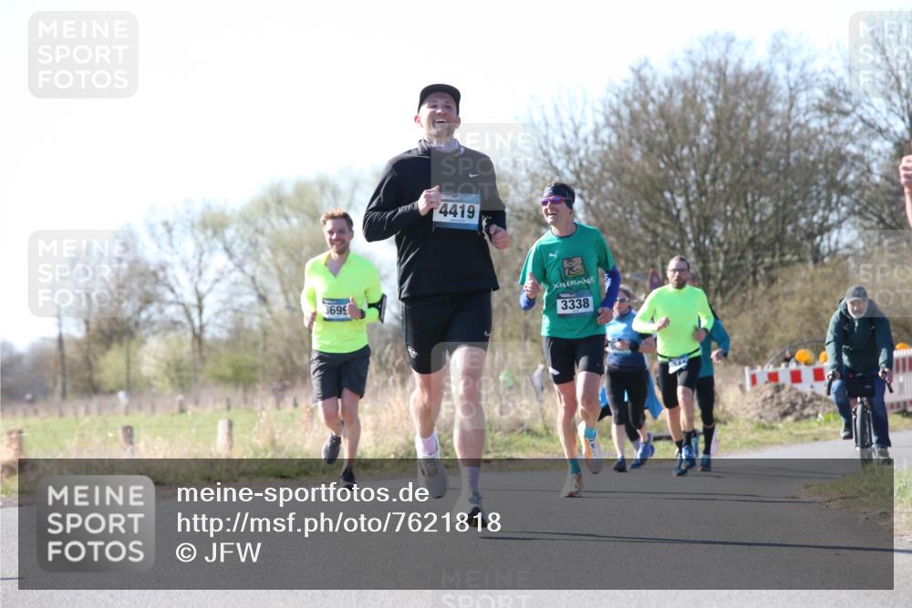 06.04.2025 - 44. Internationalen Wilhelmsburger Insellauf Jannik Wohlers http://msf.ph/oto/7621818 06.04.2025 10:15:28 Laufen 3699, 4419, 3338 meine-sportfotos.de