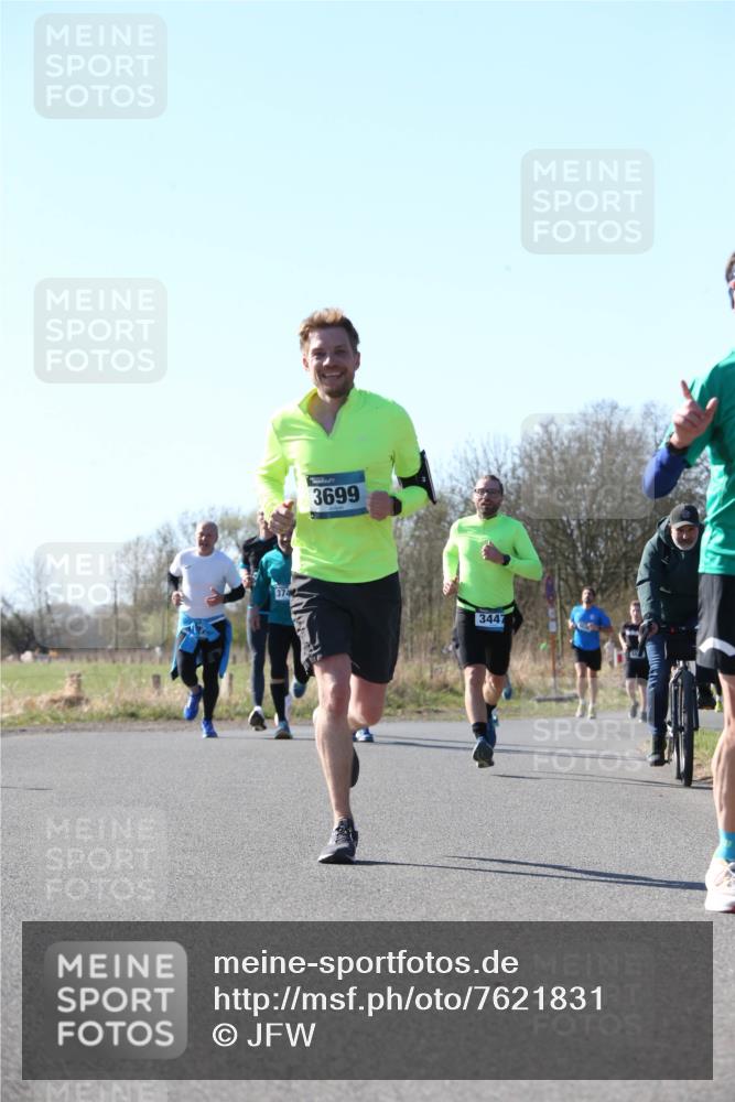 06.04.2025 - 44. Internationalen Wilhelmsburger Insellauf Jannik Wohlers http://msf.ph/oto/7621831 06.04.2025 10:15:33 Laufen 3699, 374, 3447 meine-sportfotos.de