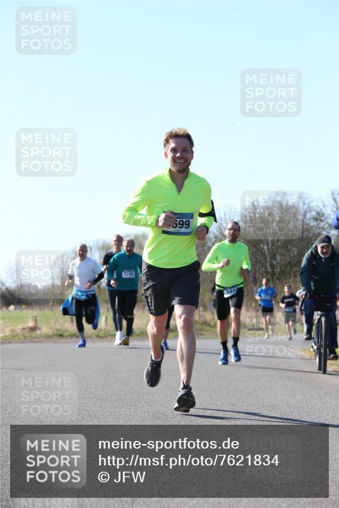 06.04.2025 - 44. Internationalen Wilhelmsburger Insellauf Jannik Wohlers http://msf.ph/oto/7621834 06.04.2025 10:15:34 Laufen 3742, 599, 344 meine-sportfotos.de