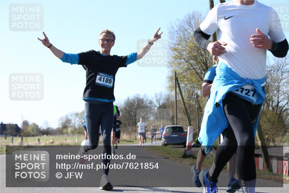 06.04.2025 - 44. Internationalen Wilhelmsburger Insellauf Jannik Wohlers http://msf.ph/oto/7621854 06.04.2025 10:15:40 Laufen 4189, 727 meine-sportfotos.de