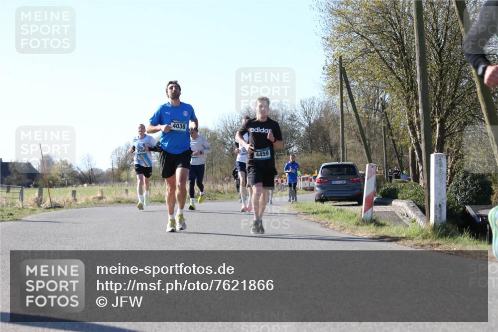 06.04.2025 - 44. Internationalen Wilhelmsburger Insellauf Jannik Wohlers http://msf.ph/oto/7621866 06.04.2025 10:15:43 Laufen 4559, 4030, 4459, 4321 meine-sportfotos.de