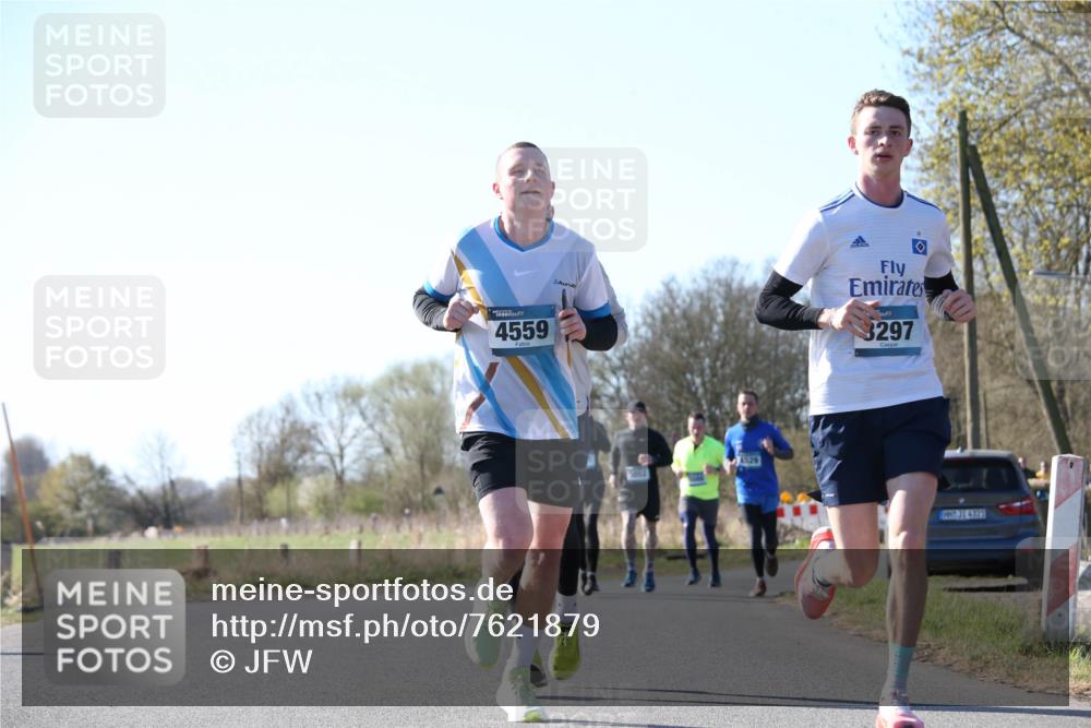 06.04.2025 - 44. Internationalen Wilhelmsburger Insellauf Jannik Wohlers http://msf.ph/oto/7621879 06.04.2025 10:15:47 Laufen 4559, 4529, 3297, 31, 4323 meine-sportfotos.de