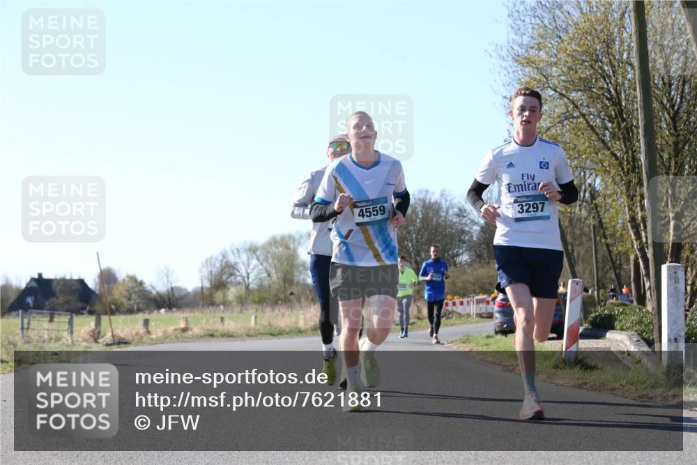 06.04.2025 - 44. Internationalen Wilhelmsburger Insellauf Jannik Wohlers http://msf.ph/oto/7621881 06.04.2025 10:15:47 Laufen 4559, 5529, 3297 meine-sportfotos.de