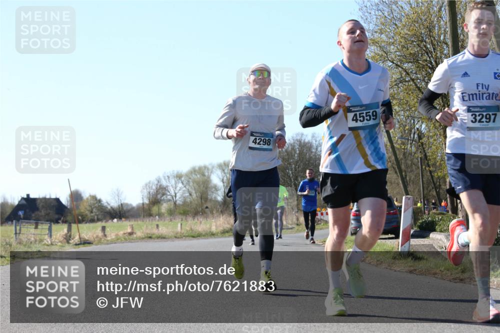06.04.2025 - 44. Internationalen Wilhelmsburger Insellauf Jannik Wohlers http://msf.ph/oto/7621883 06.04.2025 10:15:48 Laufen 4298, 4559, 3297 meine-sportfotos.de