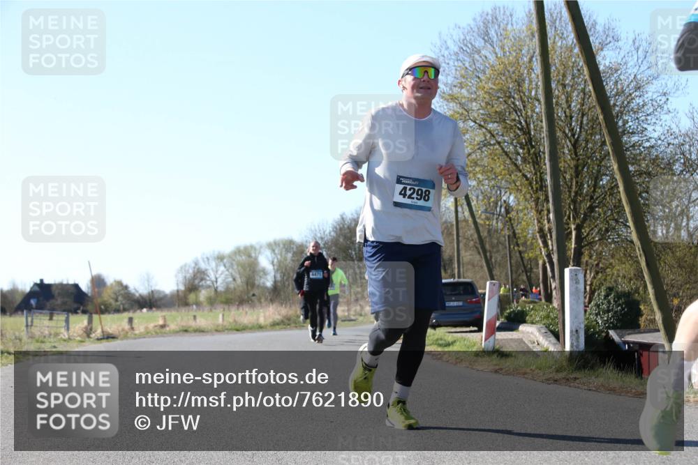 06.04.2025 - 44. Internationalen Wilhelmsburger Insellauf Jannik Wohlers http://msf.ph/oto/7621890 06.04.2025 10:15:49 Laufen 4471, 4298 meine-sportfotos.de