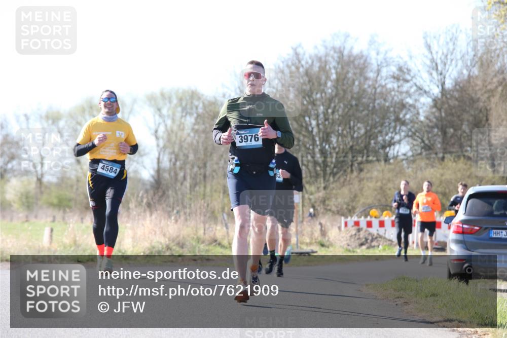 06.04.2025 - 44. Internationalen Wilhelmsburger Insellauf Jannik Wohlers http://msf.ph/oto/7621909 06.04.2025 10:16:05 Laufen 4584, 3976 meine-sportfotos.de