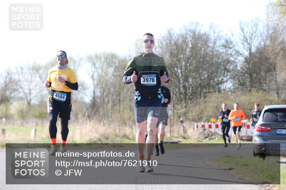 06.04.2025 - 44. Internationalen Wilhelmsburger Insellauf Jannik Wohlers http://msf.ph/oto/7621910 06.04.2025 10:16:06 Laufen 4584, 3976 meine-sportfotos.de