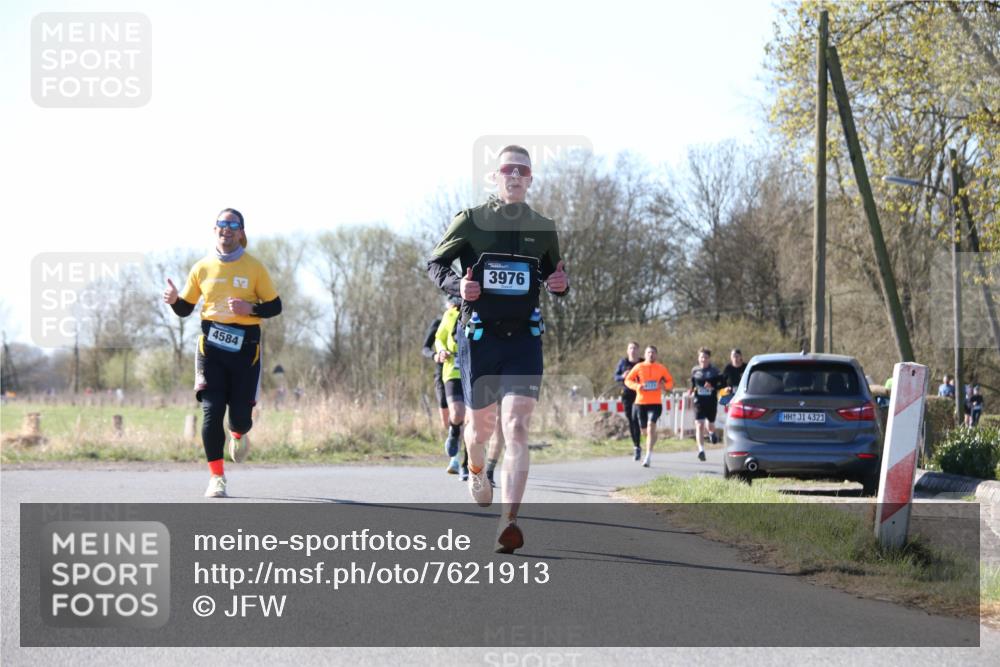 06.04.2025 - 44. Internationalen Wilhelmsburger Insellauf Jannik Wohlers http://msf.ph/oto/7621913 06.04.2025 10:16:07 Laufen 4584, 3976, 4321 meine-sportfotos.de