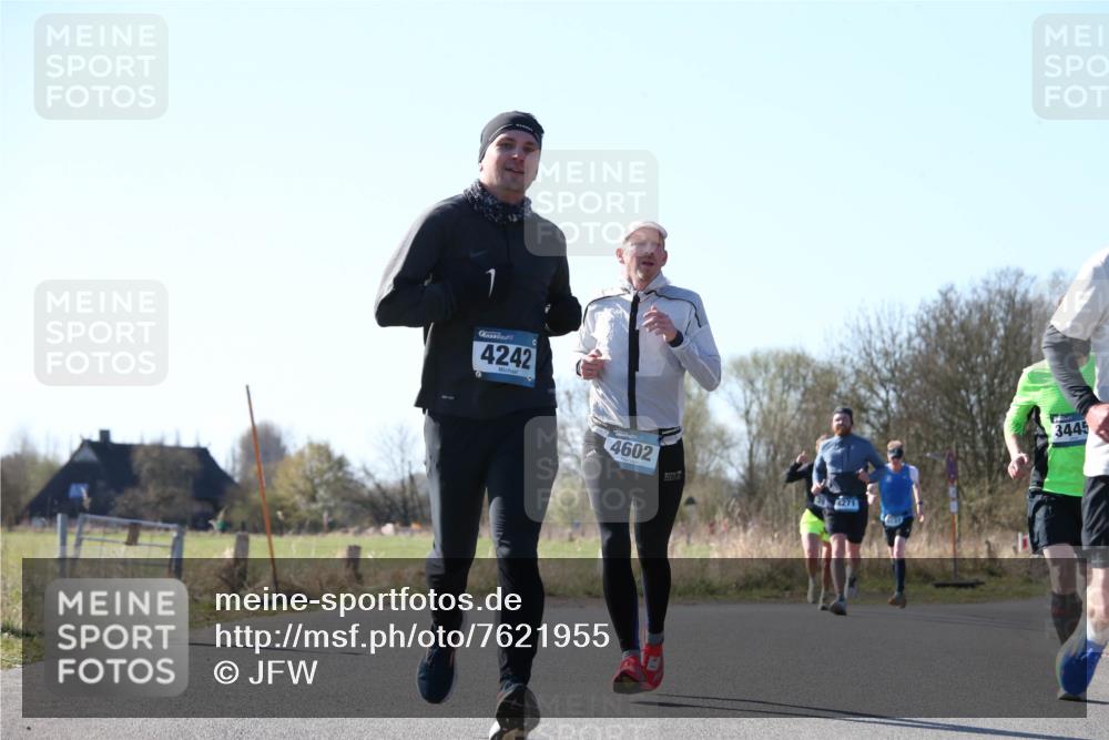 06.04.2025 - 44. Internationalen Wilhelmsburger Insellauf Jannik Wohlers http://msf.ph/oto/7621955 06.04.2025 10:16:28 Laufen 4242, 4602, 4271, 3445 meine-sportfotos.de