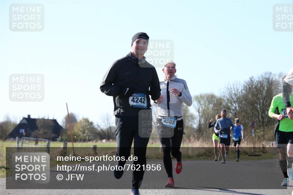 06.04.2025 - 44. Internationalen Wilhelmsburger Insellauf Jannik Wohlers http://msf.ph/oto/7621956 06.04.2025 10:16:28 Laufen 4242, 4602, 4271 meine-sportfotos.de